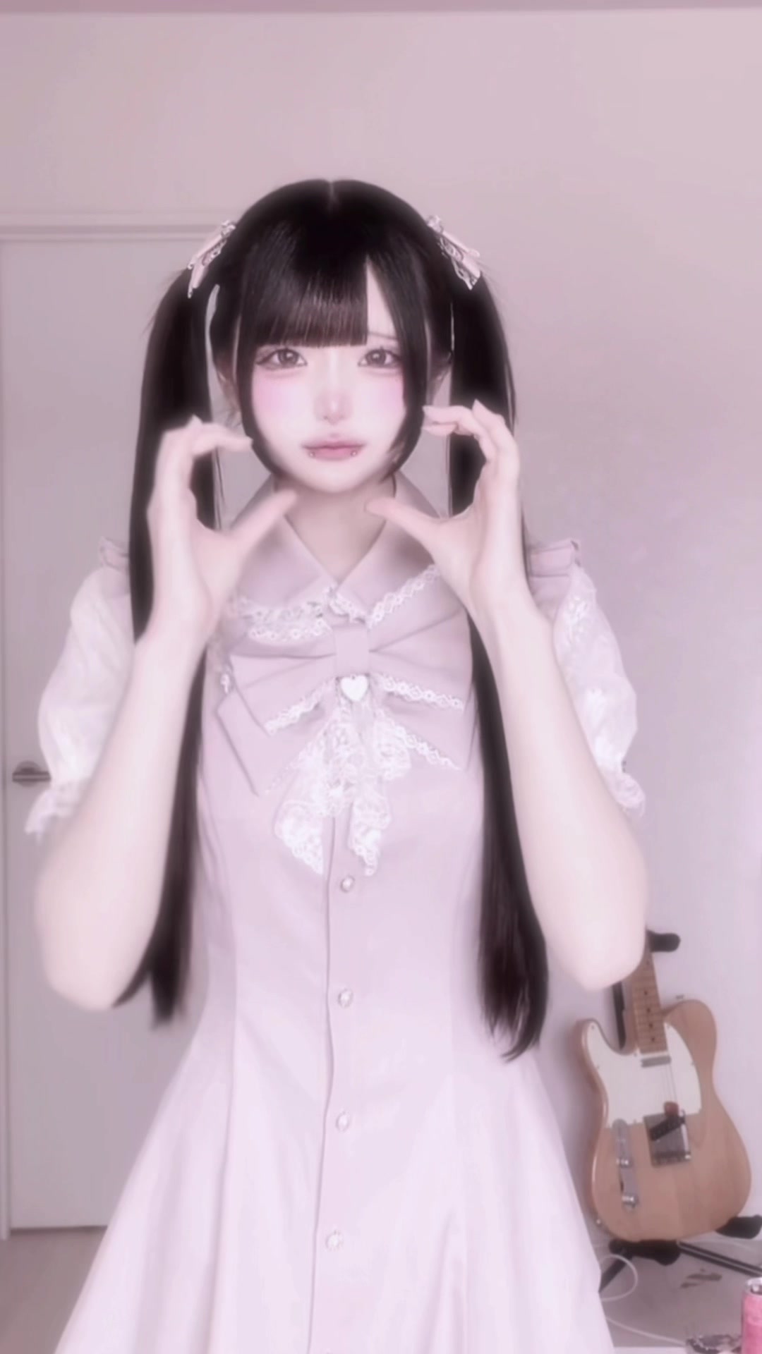@うにげろ