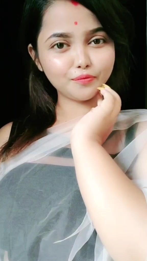 @AnishaDasAnishaDas