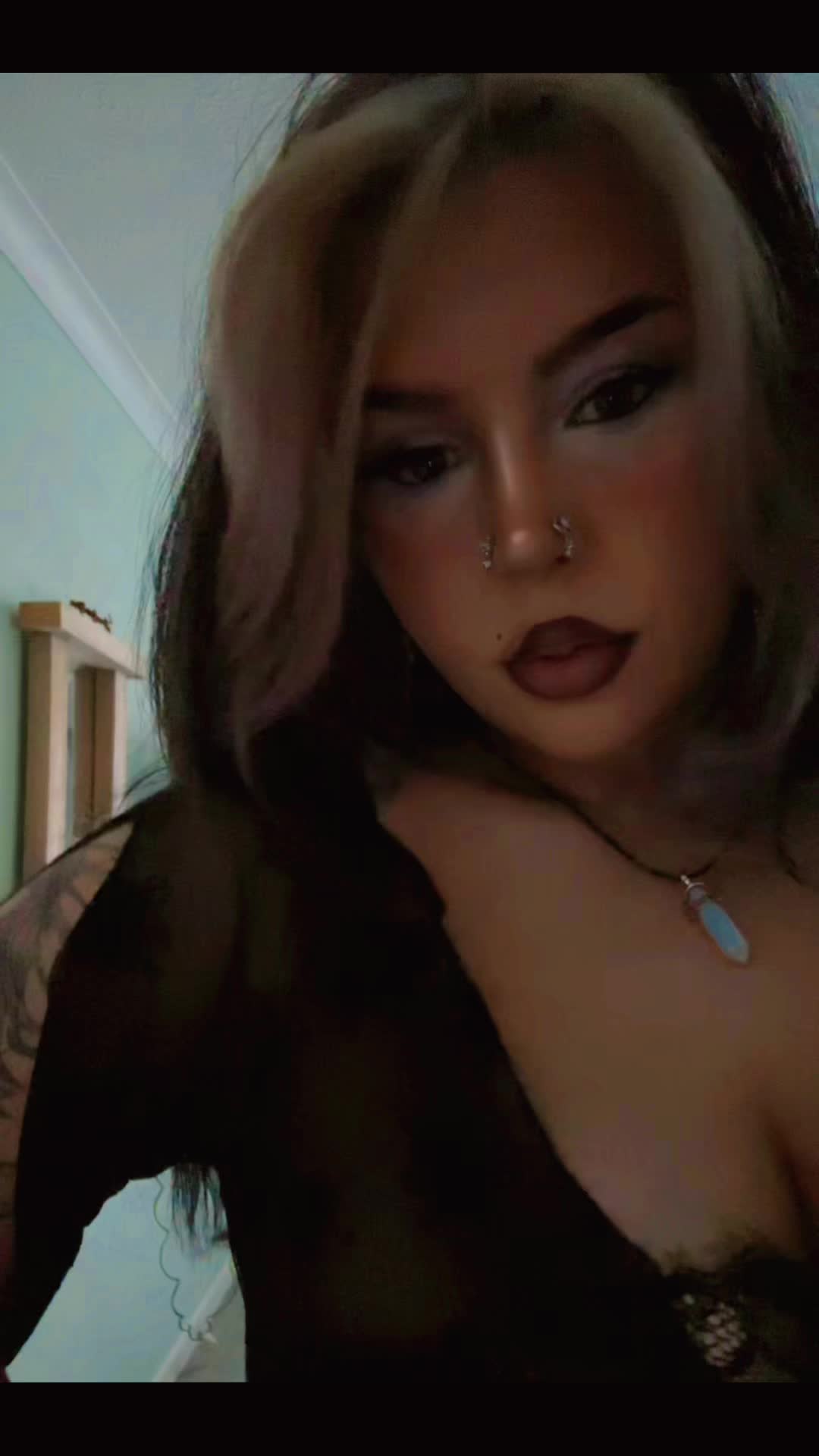 @🕷️🖤Bella🖤🕷️