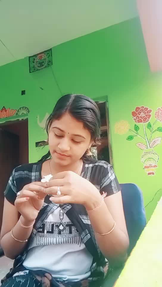 @smile queen supriya