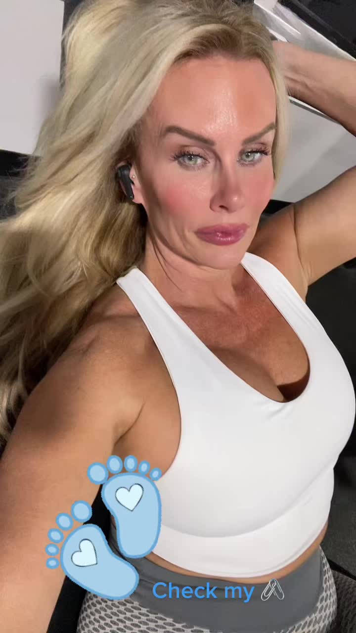 @DeepThoughtsByBlondie