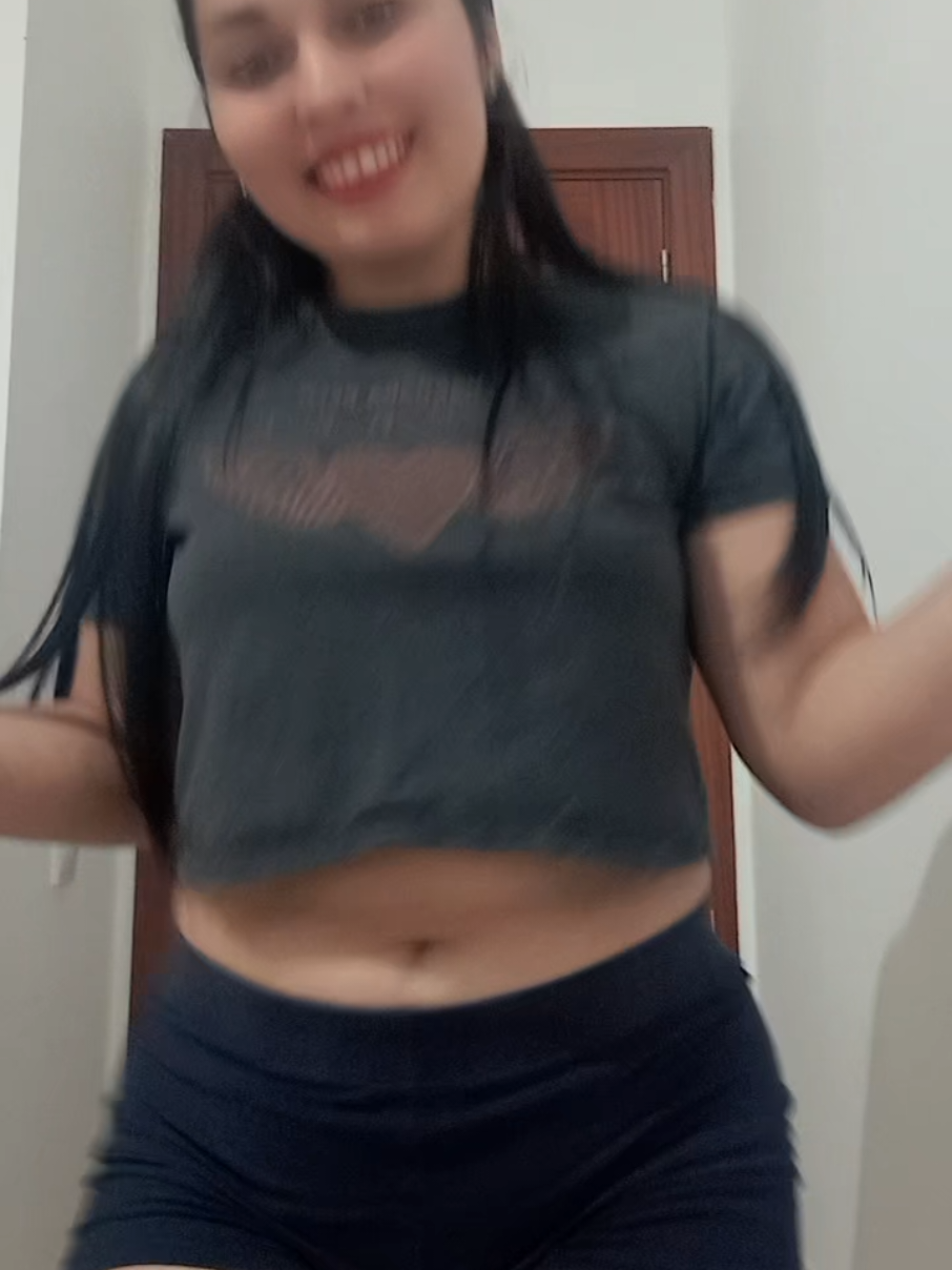 @Camila Caballero