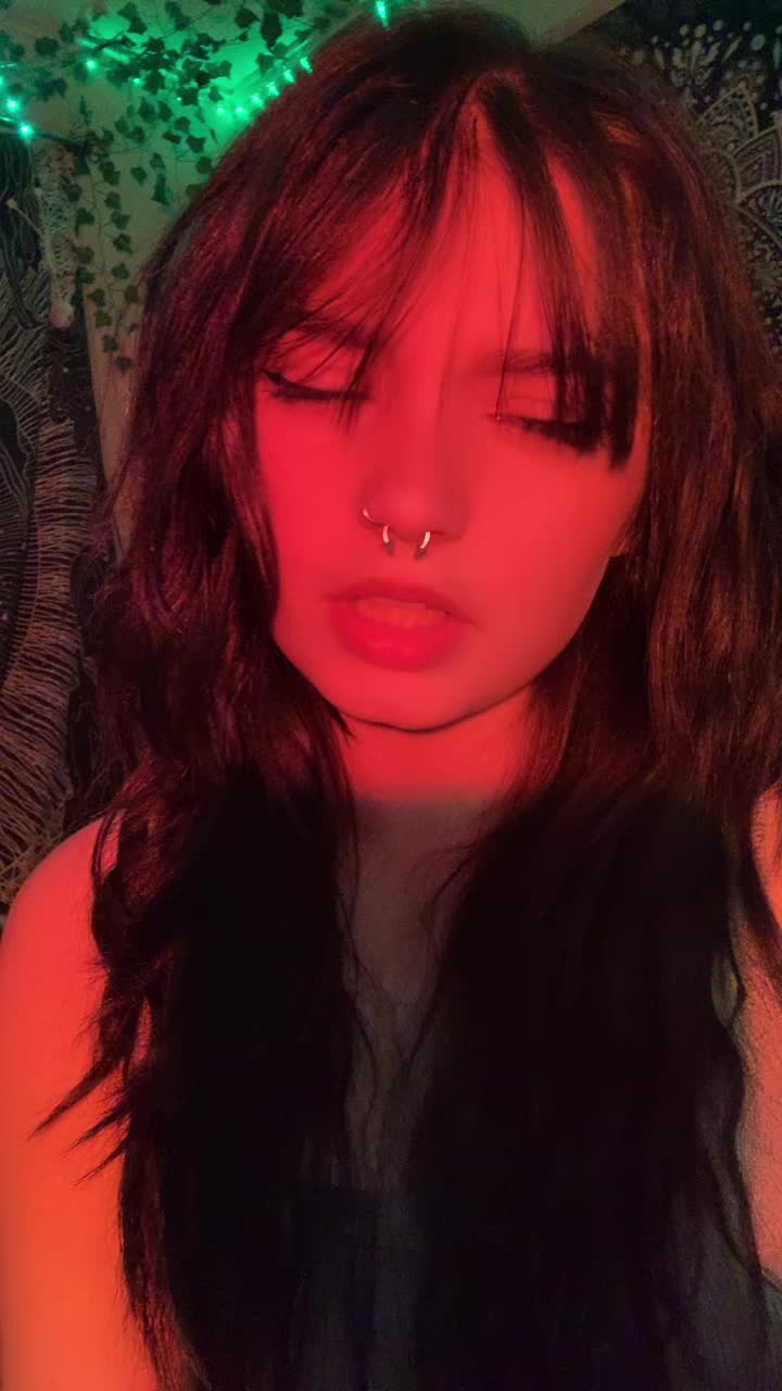 @Kaylee👩🏻❤️💋👩🏻