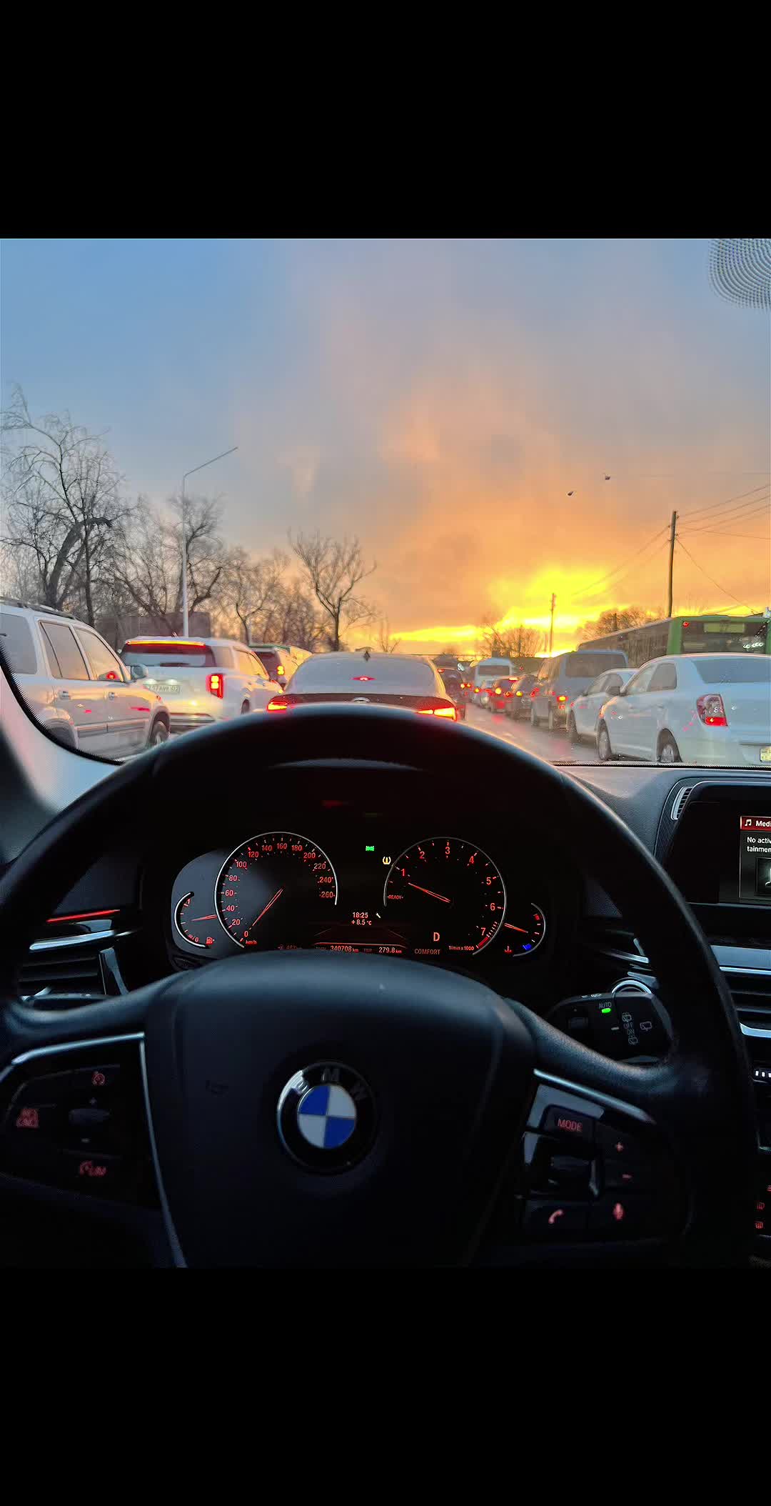 @Елік