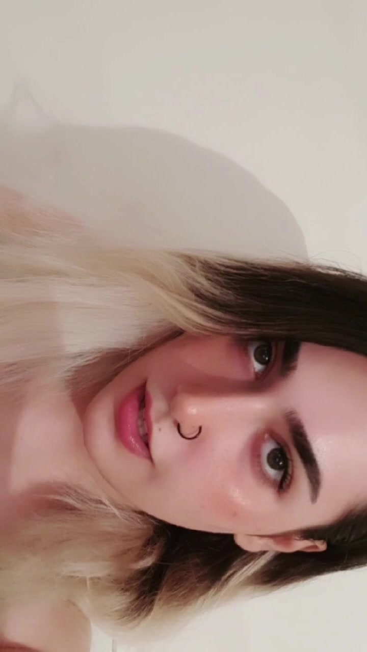 @Weirdy Weirdo⫍ ⃢👁ܫ👁⃢ ⫎