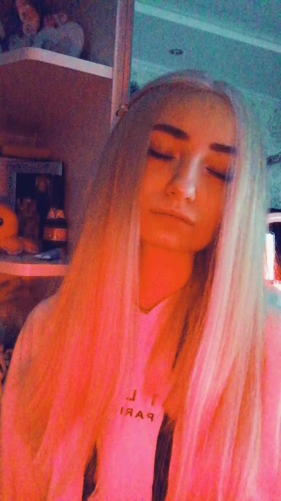 @•🌸𝓚𝓪𝓽𝓮𝓻𝓲𝓷𝓪🌸•