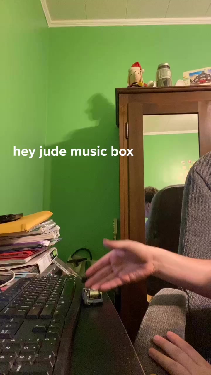 @dalolman