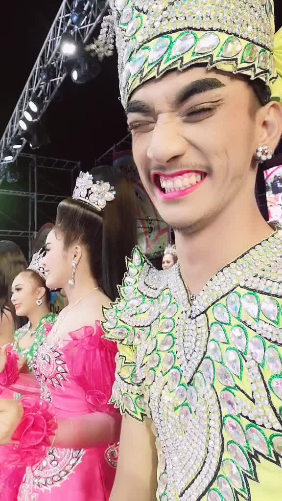 @นิรมิตฟลาวเวอร์