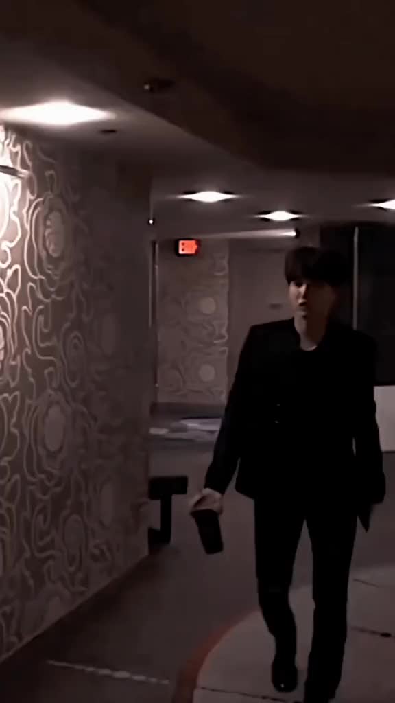 @윤기