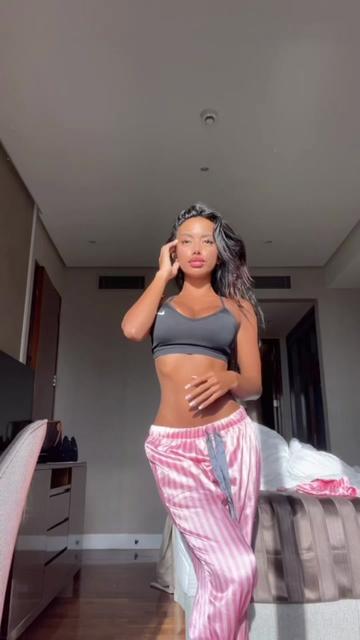@carla_asister