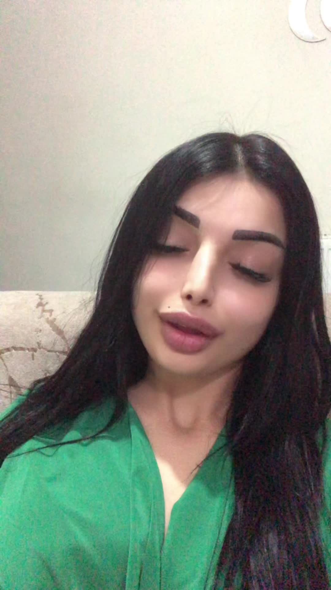 @🐣