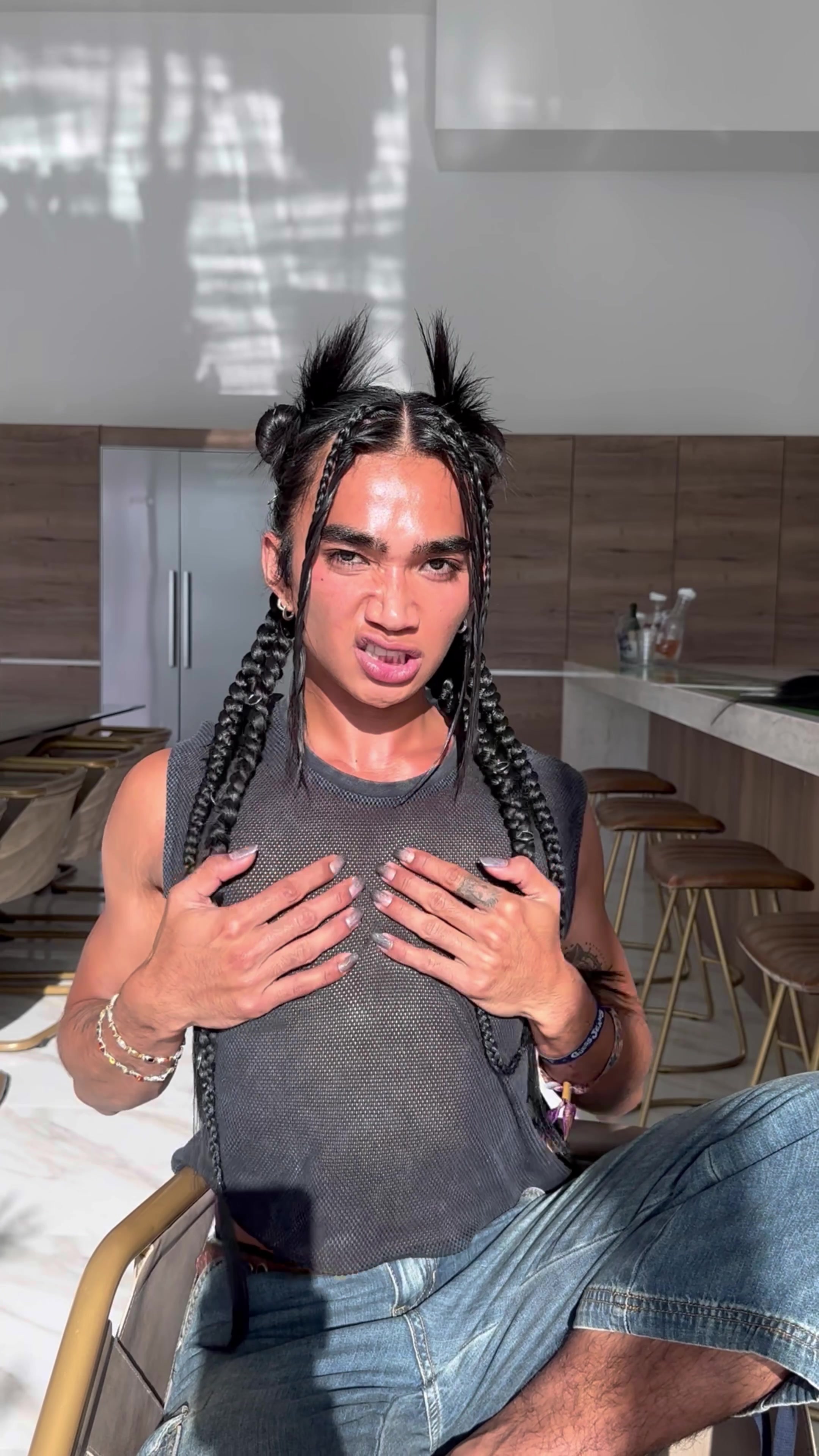 @Linda Ha