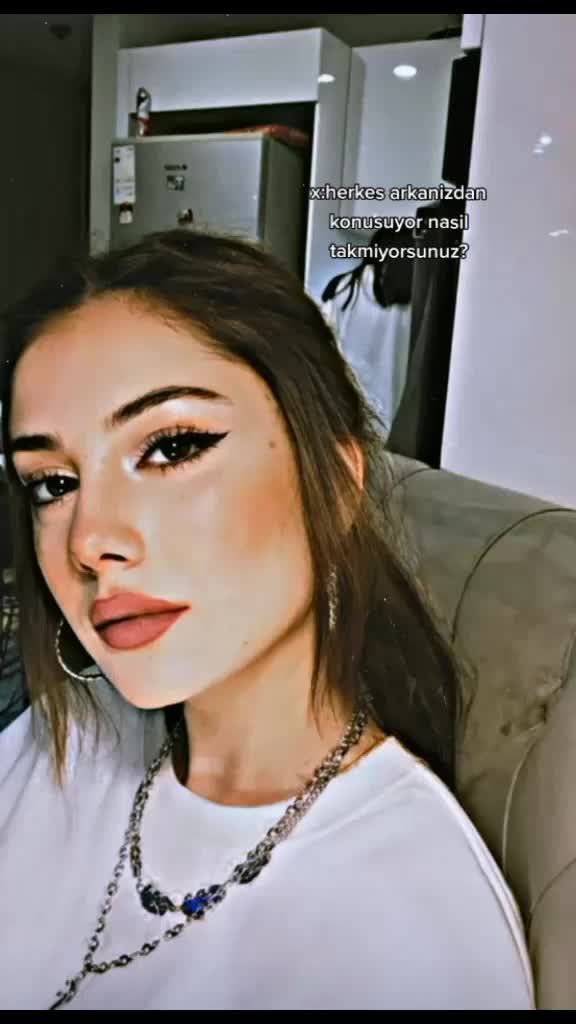 @🦋