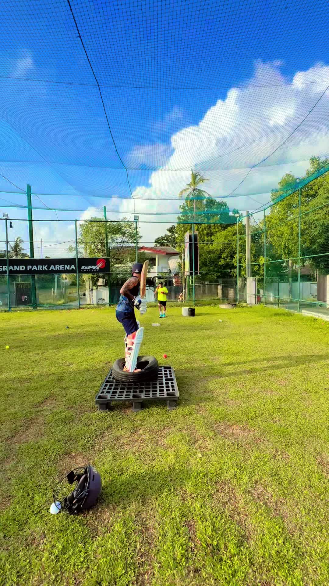 @vajira.throwdowns