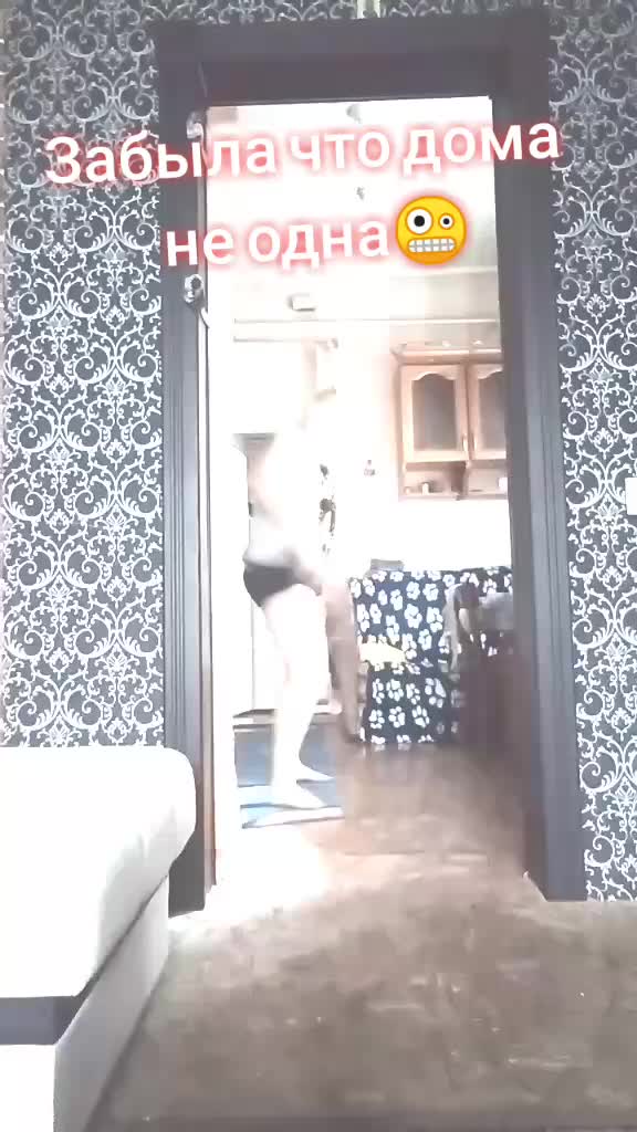 @Юлька👻