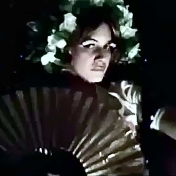 @ava ༺♱༻