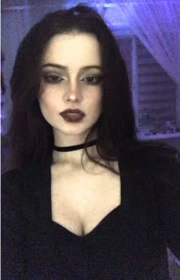 @𝔥𝔢&rsquo;𝔩𝔩𝔤𝔞𖤐