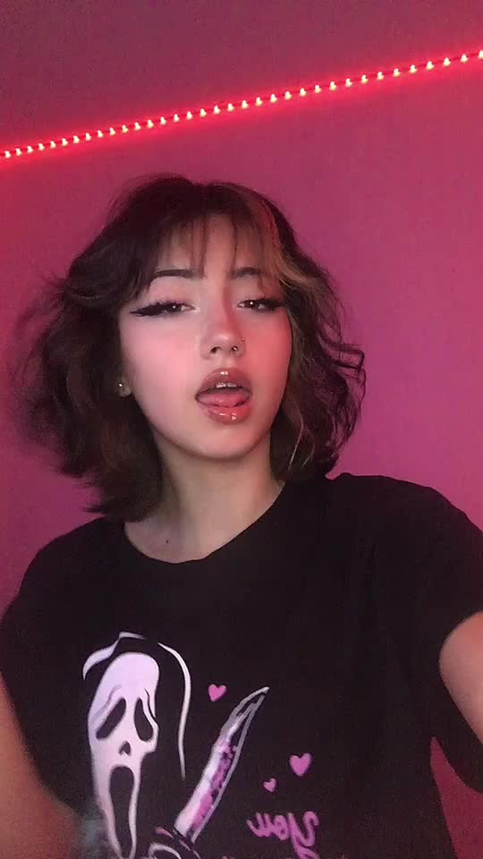 @Katie🎀