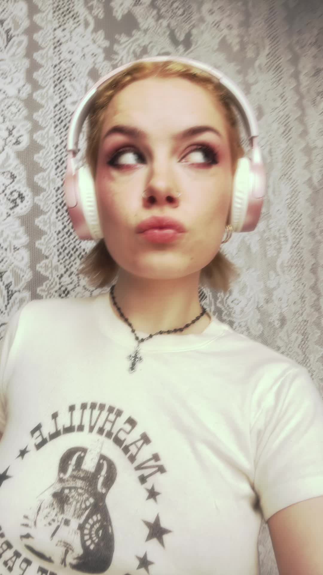 @bambibunnilace