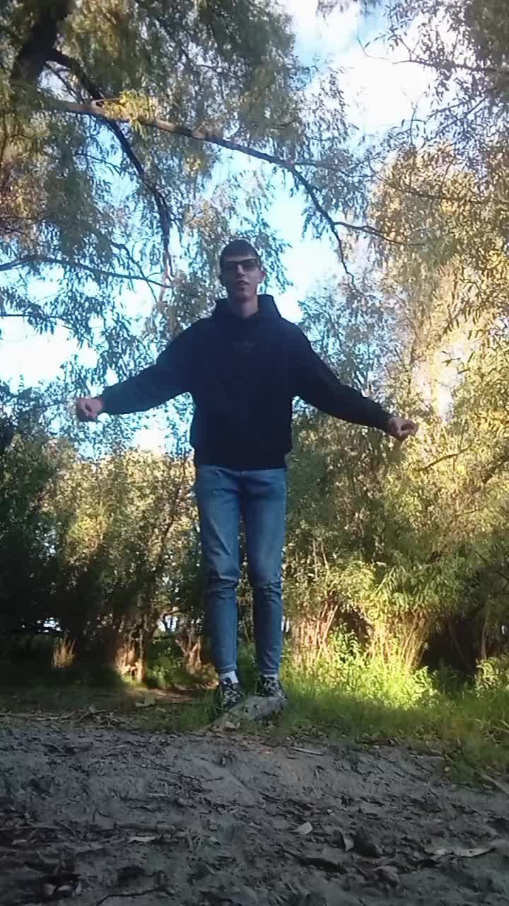 @костя
