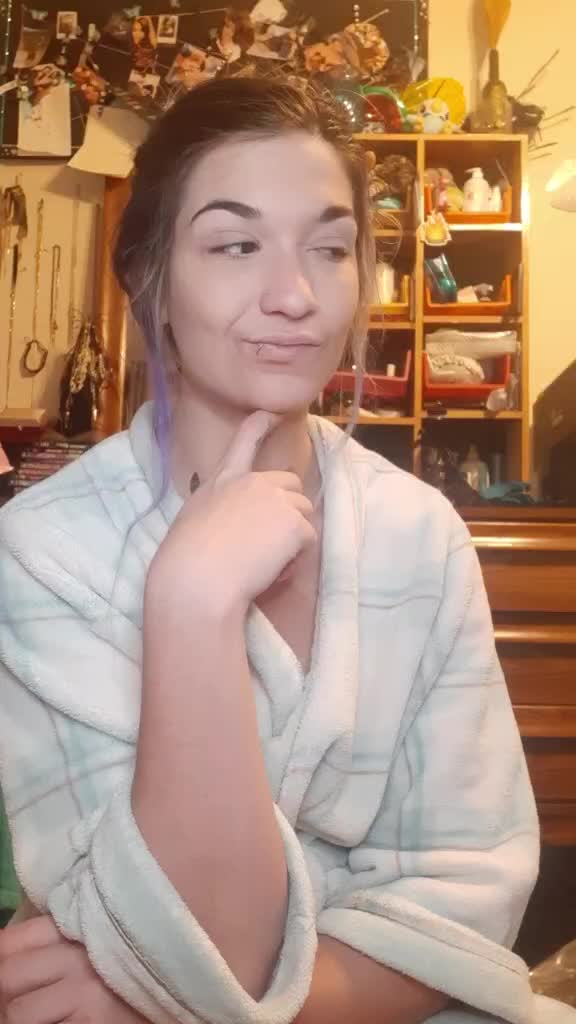 @bonbonbleu1924😘