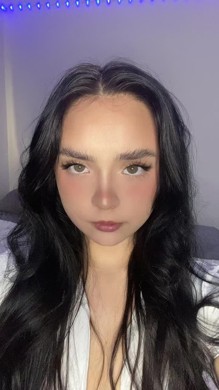 @Ella Ivy