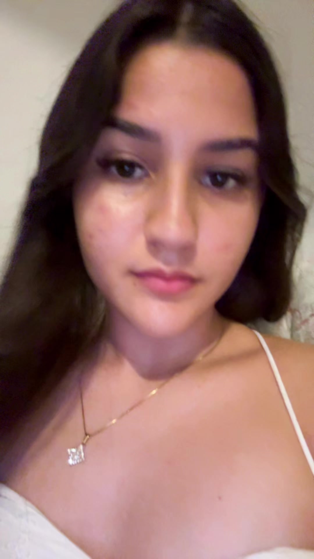 @La&iacute;zaaa
