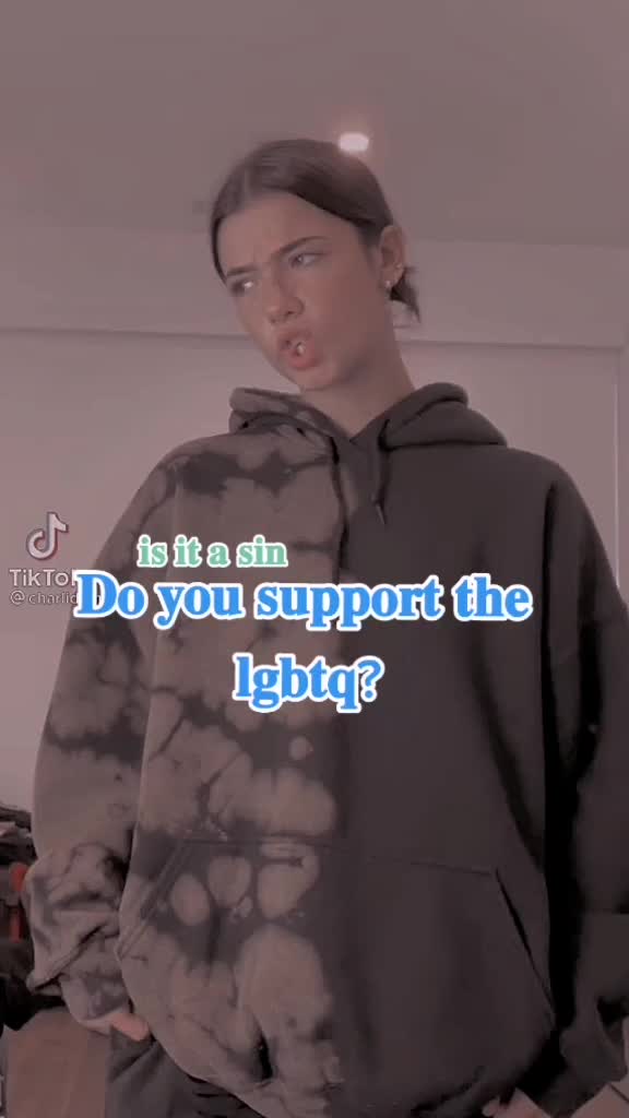 @Charli....Addison