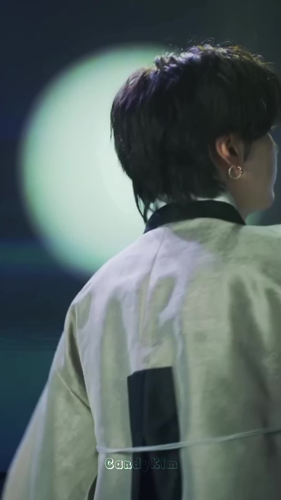 @tae_kookie