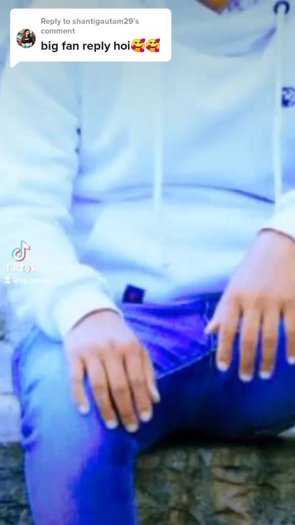@JÃy GÜRÛÑG