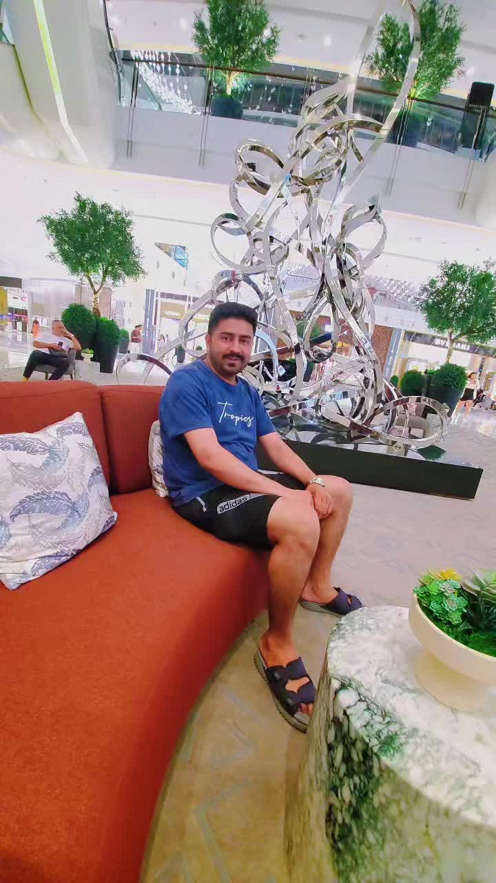 @Lovely. Sandhu. 🇦🇪❤️🇵🇰