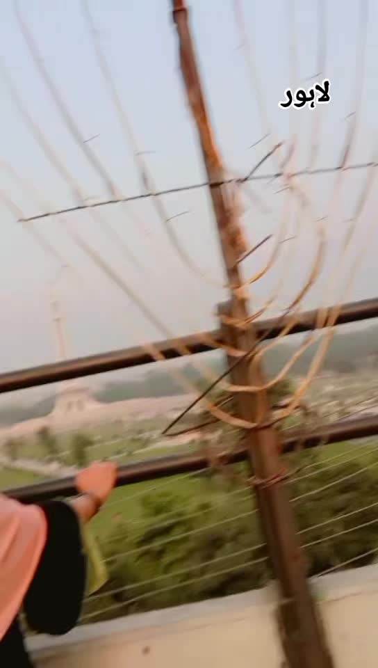 @Lahori❤️