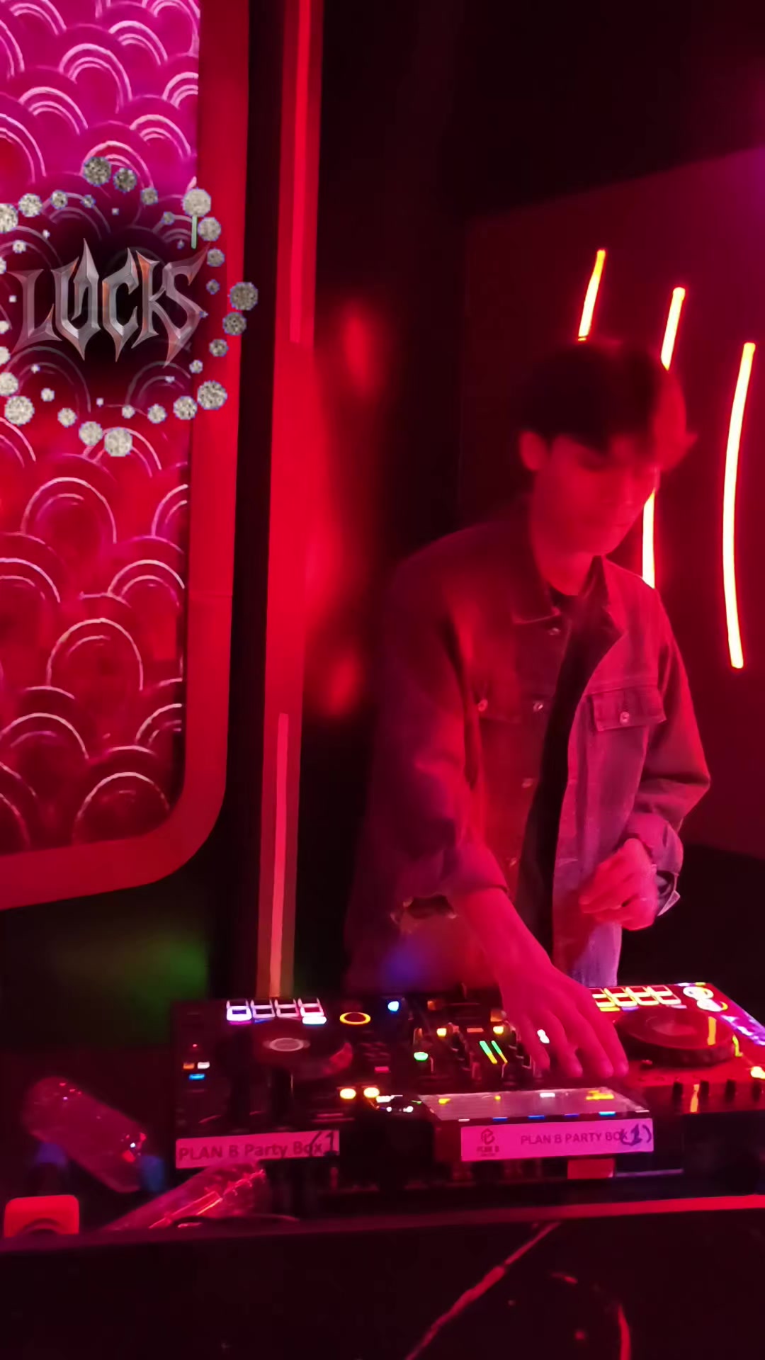 @DJ Lucks  Official