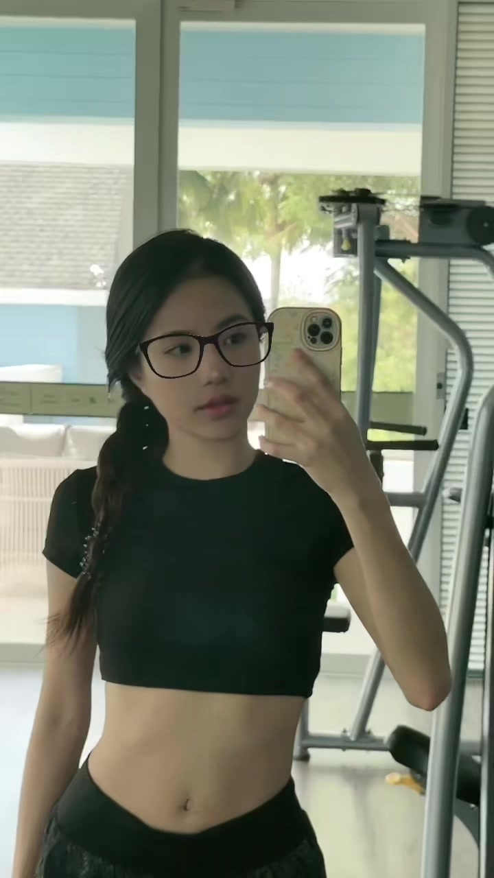 @Ssaranyys