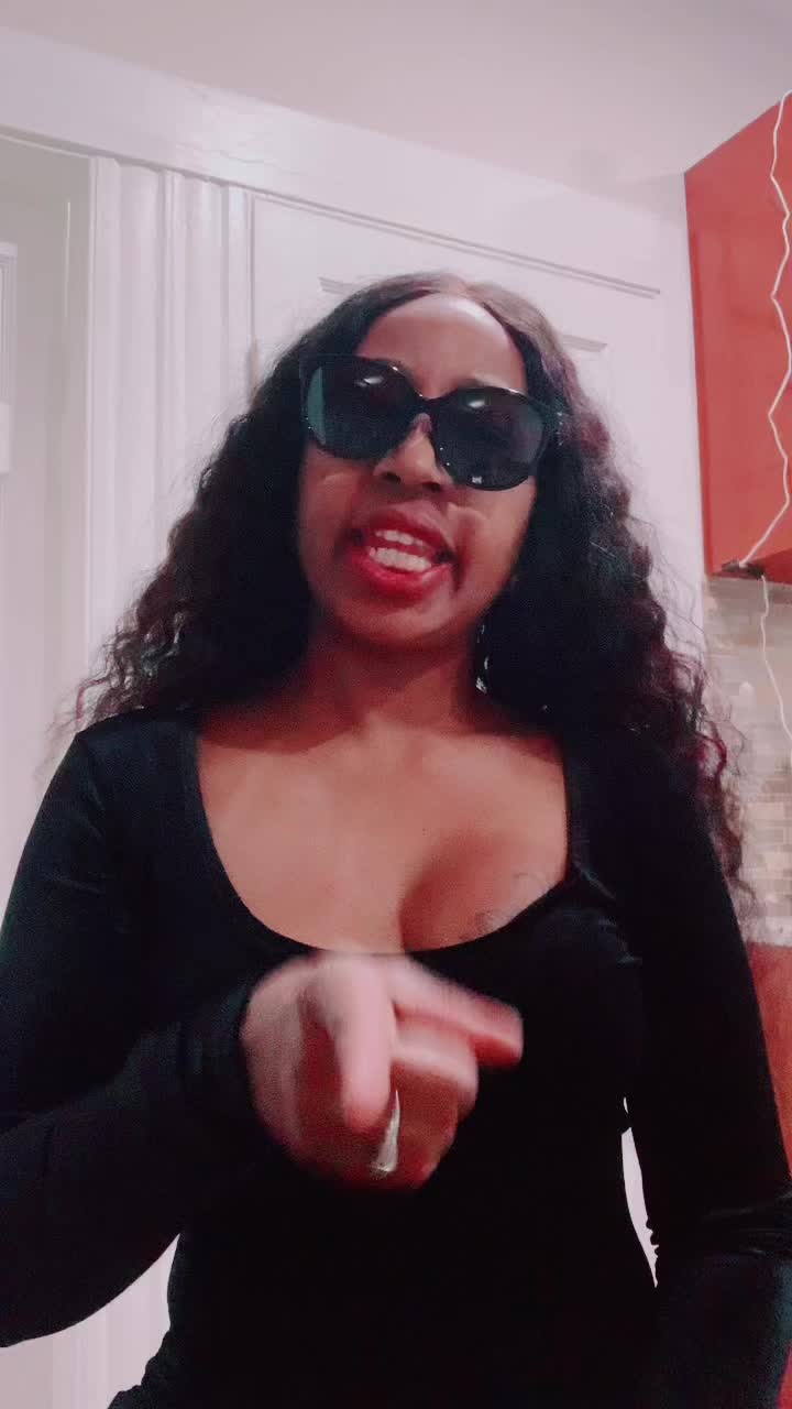 @1_NayNayButtrfly🦋  ♐️