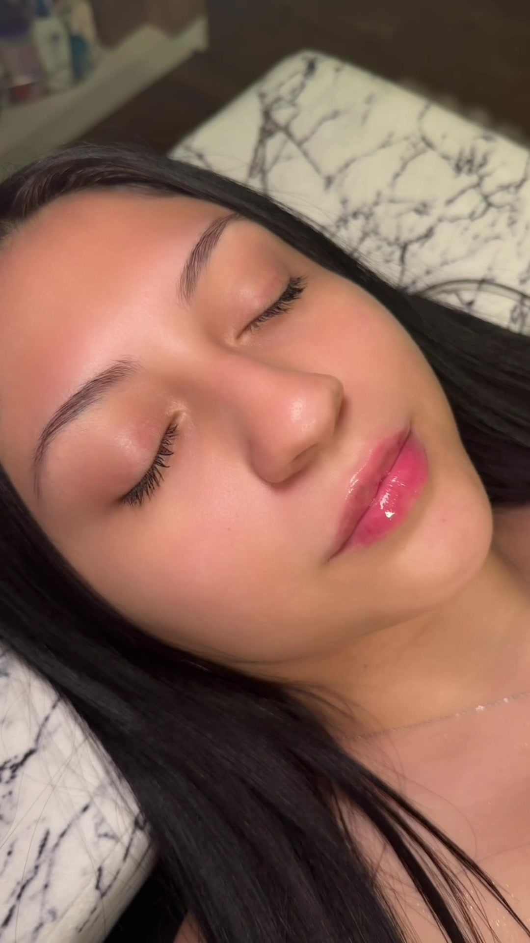 @THEE LIP MUSE