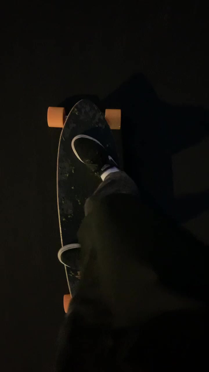 @Оля🌚