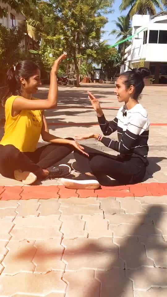 @Sakshi_Ramesh