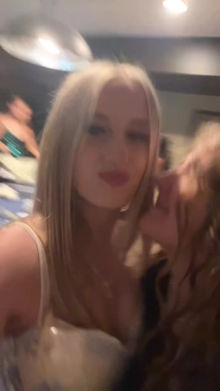 @Livi👩🏼&zwj;❤️&zwj;💋&zwj;👩🏼