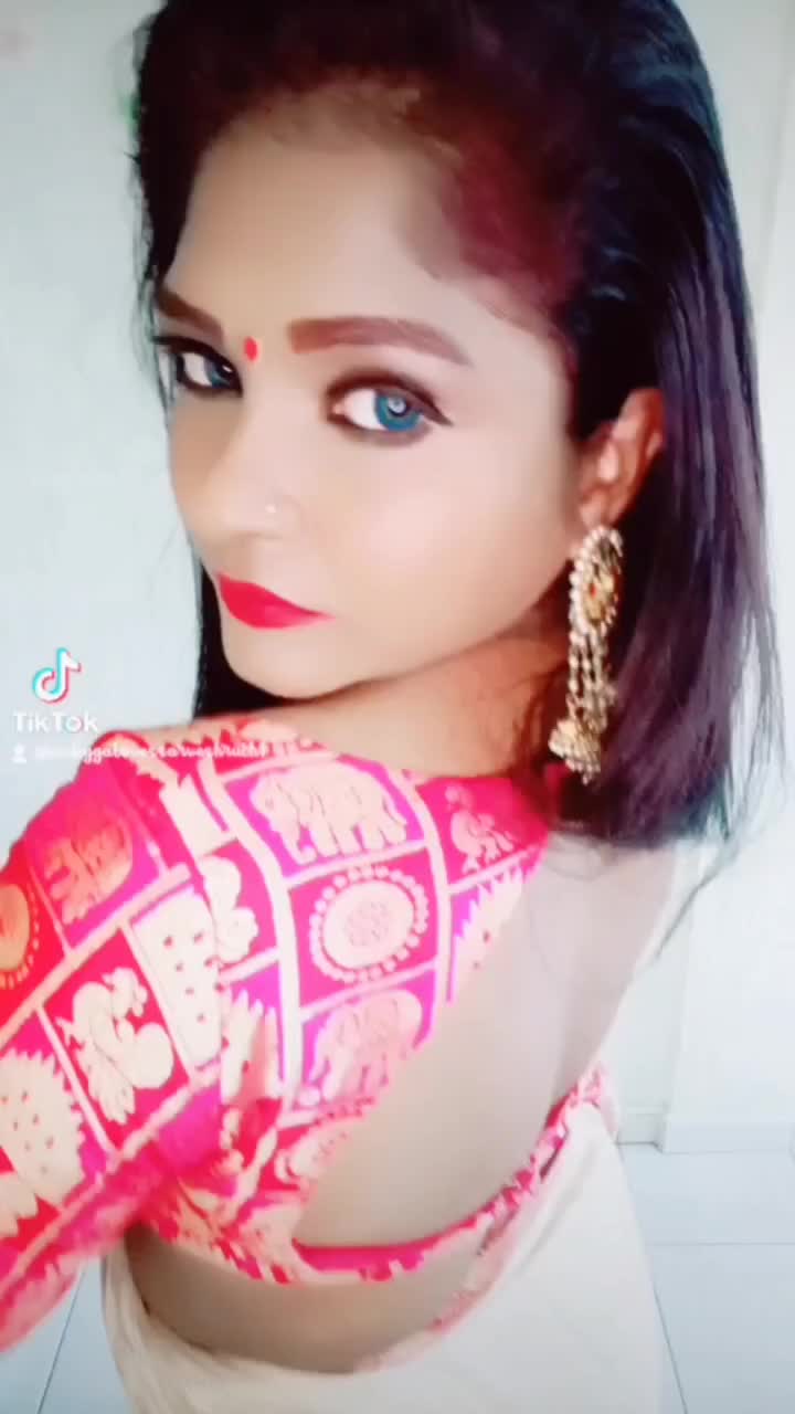 @VickyGal
