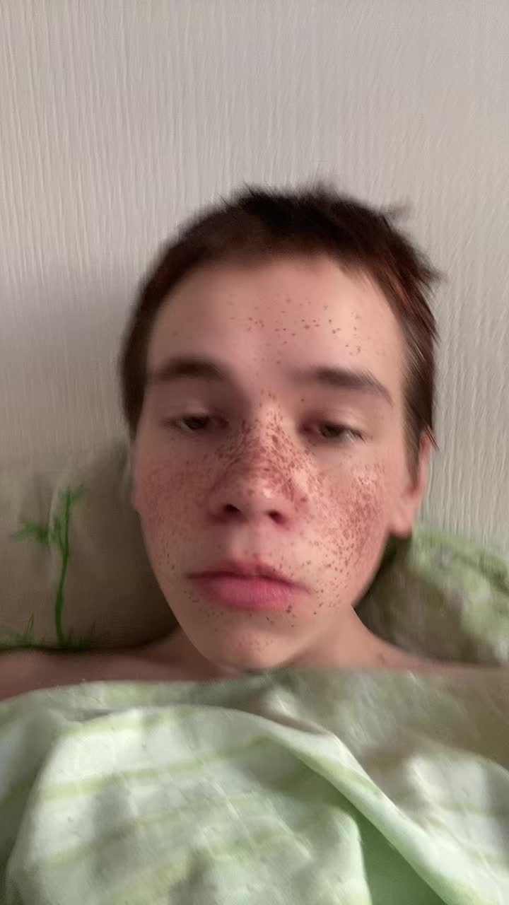 @callyetlie