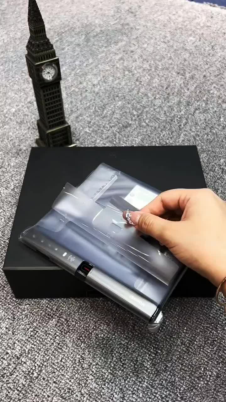 @Mr.Mobile