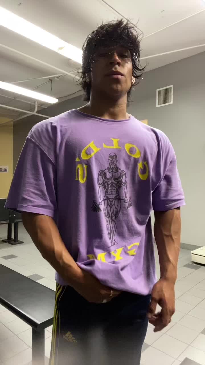 @damianiszn