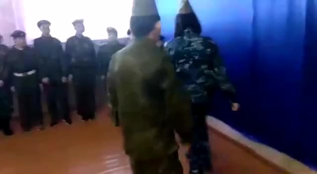 @Михаил Неустроев