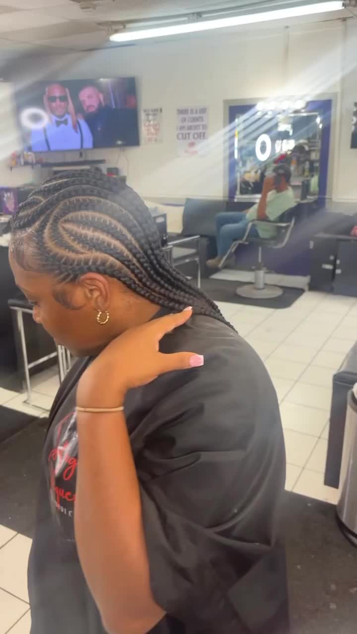 @HAIRbyEss
