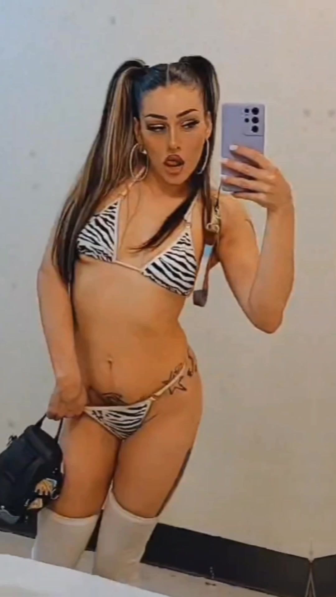 @Lindsay Jade