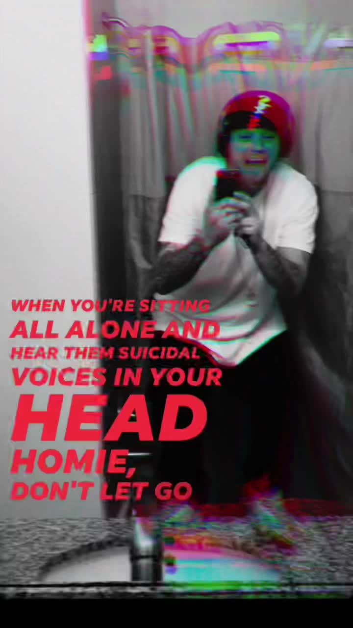 @WatchOutWhosLookin22