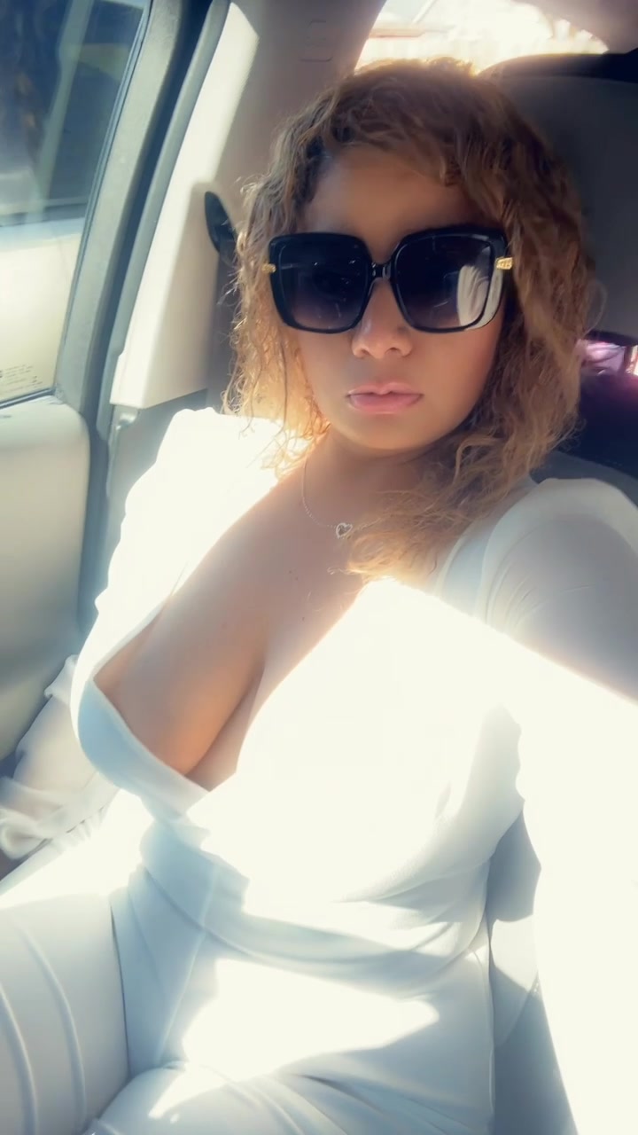@Laurita Brito