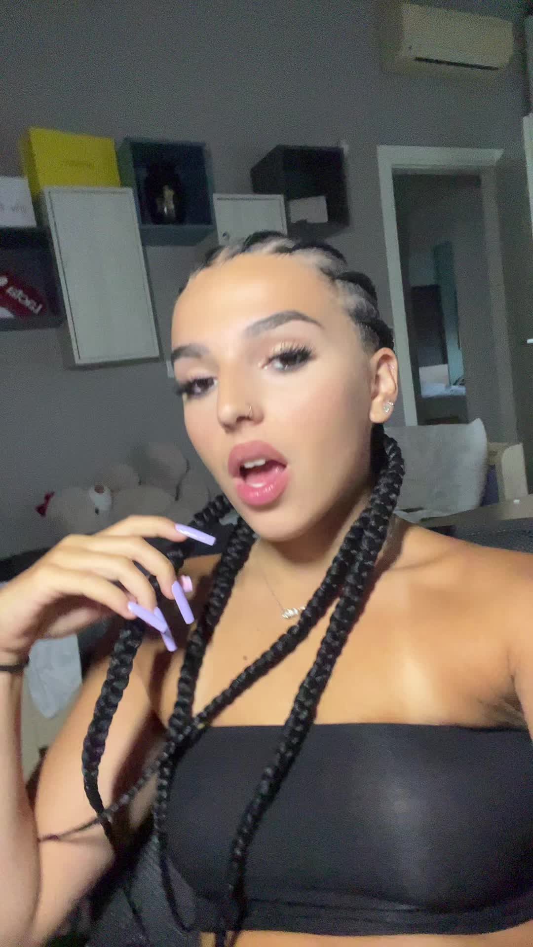 @💸