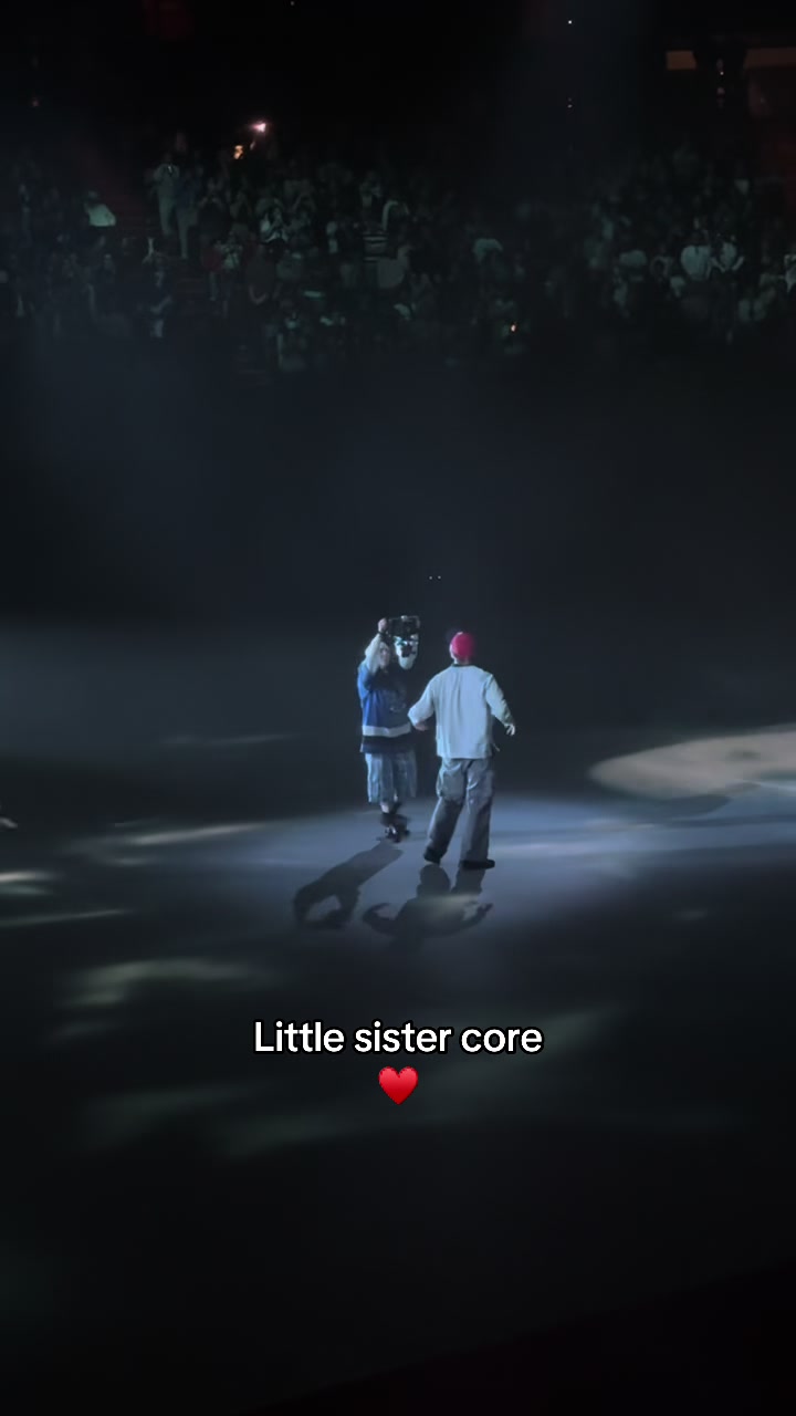 @billienews